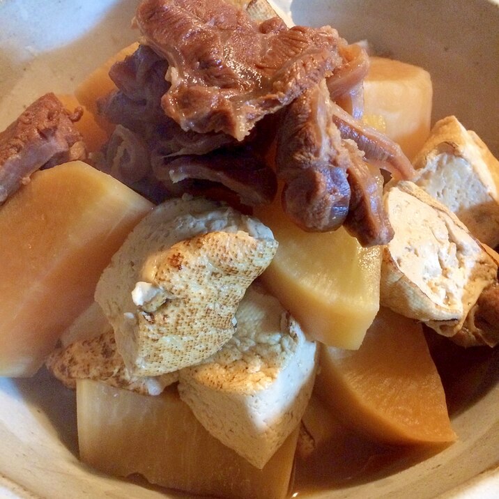 とろ り 牛すじと大根の煮物 レシピ 作り方 By きのこのみみ 楽天レシピ とろ り 牛すじと大根の煮物 レシピ 作り方 By きのこのみみ 楽天レシピ